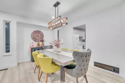 Breakfast Nook Photo of 23829 Kanaka Way, Maple Ridge, BC