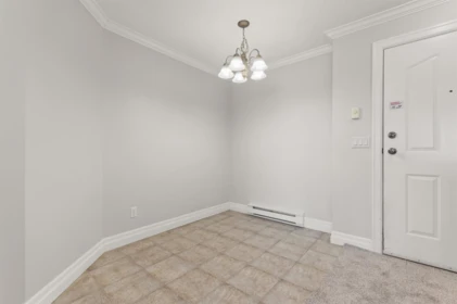 Walk-In Closet Photo of 308 45769 Stevenson Road, Chilliwack, BC