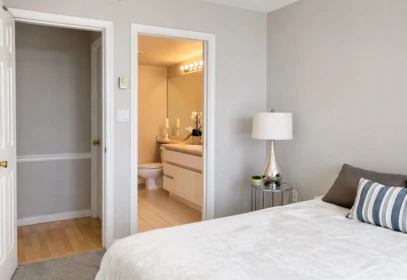 Bedroom 3 Photo of 702 13353 108 Avenue, Surrey, BC