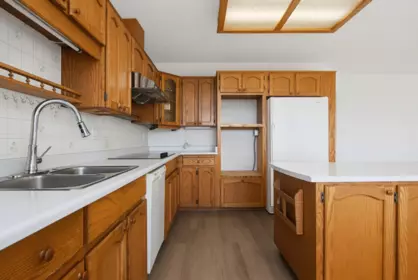 Breakfast Nook Photo of 31122 Southern Drive, Abbotsford, BC