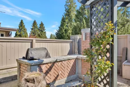 Outdoor Kitchen Photo of 19717 48a Avenue, Langley, BC