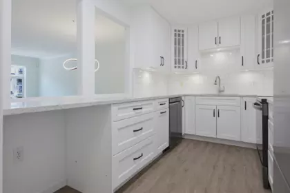 Office / Den Photo of 312 15350 19a Avenue, Surrey, BC