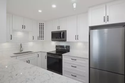 Powder Room Photo of 312 15350 19a Avenue, Surrey, BC