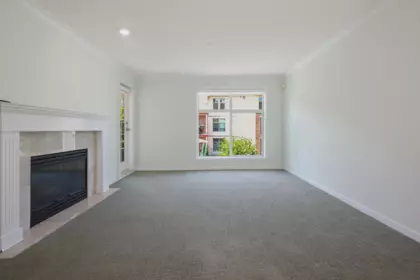 Walk-In Closet Photo of 312 15350 19a Avenue, Surrey, BC