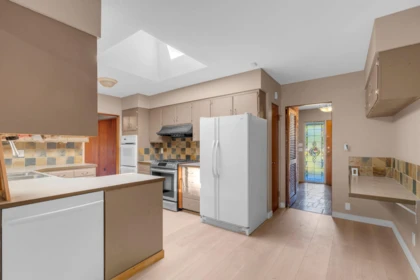 Laundry Room Photo of 9725 Juniper Street, Chilliwack, BC