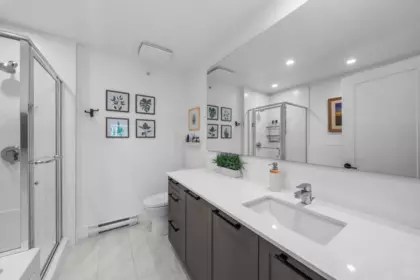 Guest Bathroom Photo of 13 4638 Orca Way, Tsawwassen, BC