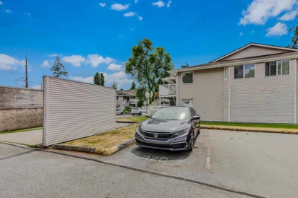 Staircase Photo of 209 13947 72 Avenue, Surrey, BC