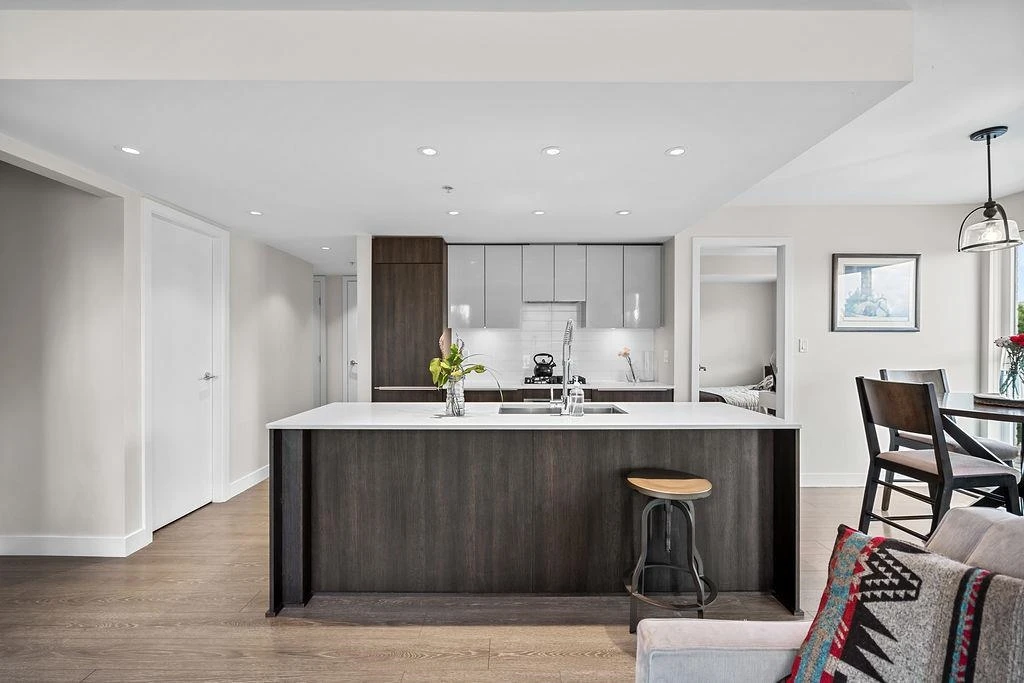 Dining Area Photo of 324 1588 E Hastings Street, Vancouver, BC