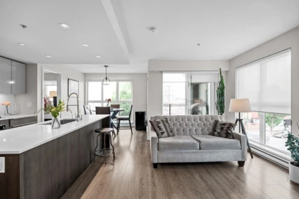 324 1588 E Hastings Street, Vancouver, BC, Vancouver — Apartment/Condo for sale