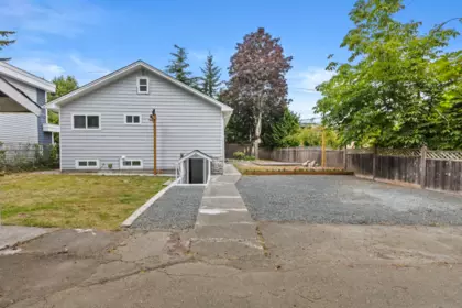 1593 Stevens Street, White Rock, BC, White Rock — Single Family Residence for sale