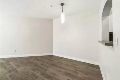 Guest Bathroom Photo of 310 2970 Princess Crescent, Coquitlam, BC