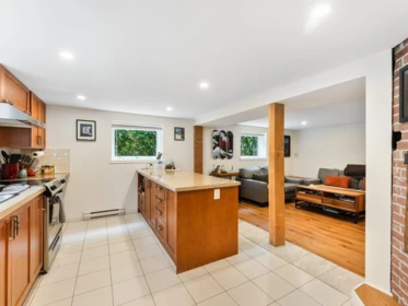 Powder Room Photo of 355 Sherbrooke Street, New Westminster, BC
