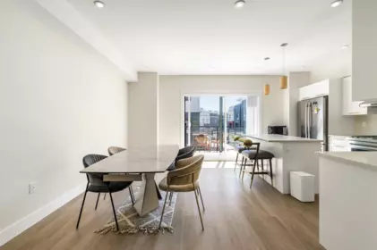 Kitchen Island Photo of 228 2277 Oak Meadows Drive, Surrey, BC