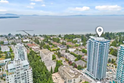 Aerial View of 1005 1475 Foster Street, White Rock, BC