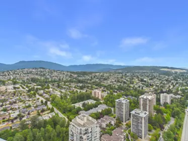 4906 4880 Lougheed Highway, Burnaby, BC, Burnaby — Apartment/Condo for sale