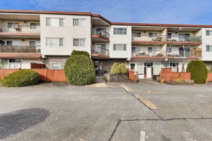 205 3043 270 Street, Langley, BC, Langley — Apartment/Condo for sale