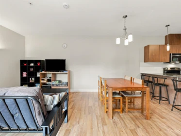 224 9655 King George Boulevard, Surrey, BC, Surrey — Apartment/Condo for sale