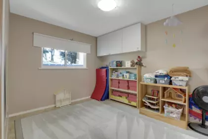 Hallway Photo of 1554 Stevens Street, White Rock, BC