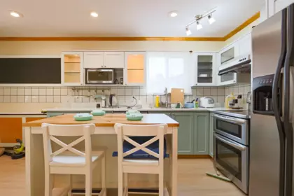 Kitchen Island Photo of 743 Appleyard Court, Port Moody, BC