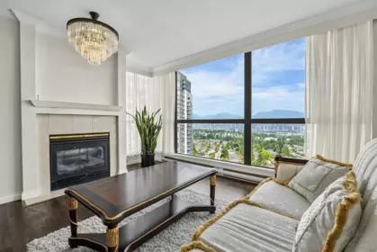 Primary Bathroom Photo of 2106 5899 Wilson Avenue, Burnaby, BC
