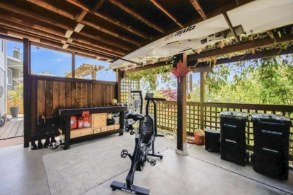 Garden / Landscaping Photo of 5111 Bay Road, Sechelt, BC