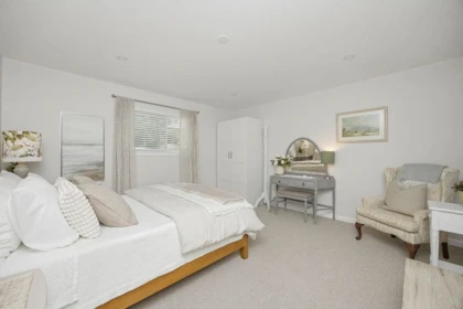 Hallway Photo of 5111 Bay Road, Sechelt, BC
