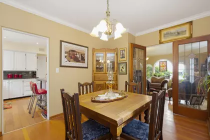 Breakfast Nook Photo of 33043 4th Avenue, Mission, BC