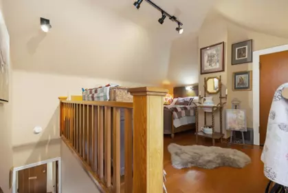 Mudroom Photo of 33043 4th Avenue, Mission, BC