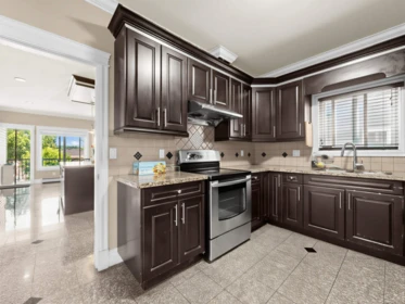 Powder Room Photo of 9280 134 Street, Surrey, BC