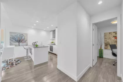 3504 1283 Howe Street, Vancouver, BC, Vancouver — Apartment/Condo for sale
