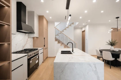 Kitchen Island Photo of 1 1448 E 30th Avenue, Vancouver, BC