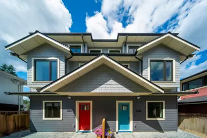 3 6555 Carnegie Street, Burnaby, BC, Burnaby — Half Duplex for sale