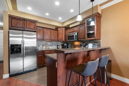 207 45893 Chesterfield Avenue, Chilliwack, BC, Chilliwack — Apartment/Condo for sale