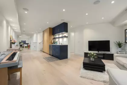 Mudroom Photo of 7380 Ashburn Street, Vancouver, BC