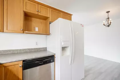 Primary Bathroom Photo of 9570A Hazel Street, Chilliwack, BC