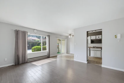 Breakfast Nook Photo of 108 2853 W Bourquin Crescent, Abbotsford, BC