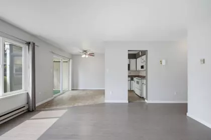 Family Room Photo of 108 2853 W Bourquin Crescent, Abbotsford, BC