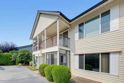 Garden / Landscaping Photo of 108 2853 W Bourquin Crescent, Abbotsford, BC
