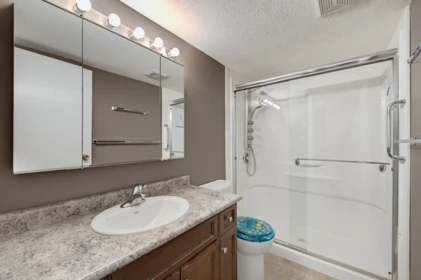 Hallway Photo of 108 2853 W Bourquin Crescent, Abbotsford, BC