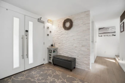 Living Room Photo of 5781 Cranley Drive, West Vancouver, BC