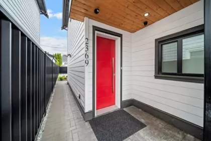 2369 Adanac Street, Vancouver, BC, Vancouver — Half Duplex for sale