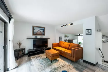 Breakfast Nook Photo of 119 511 Gatensbury Street, Coquitlam, BC