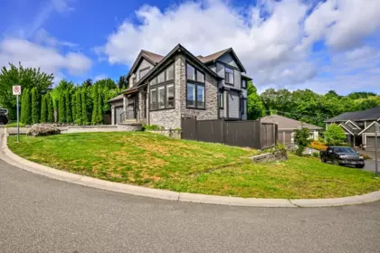 33861 Melburn Drive, Mission, BC, Mission — Single Family Residence for sale