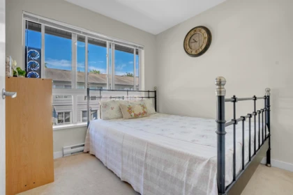 Bedroom 4 Photo of 101 6671 121 Street, Surrey, BC