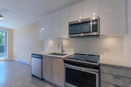 Kitchen Photo of 203 37881 Cleveland Avenue, Squamish, BC