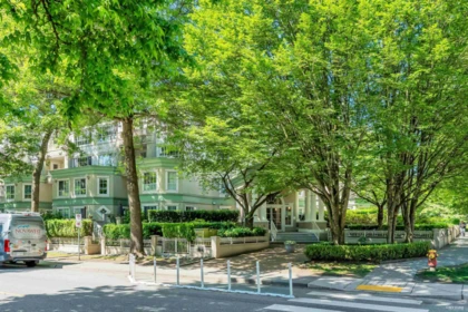 310 2990 Princess Crescent, Coquitlam, BC, Coquitlam — Apartment/Condo for sale