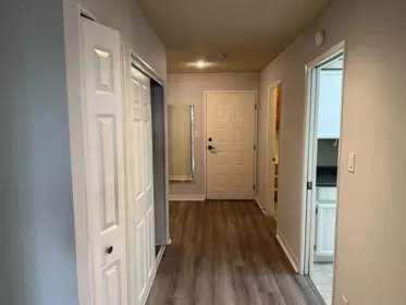 203 32098 George Ferguson Wa Way, Abbotsford, BC, Abbotsford — Apartment/Condo for sale