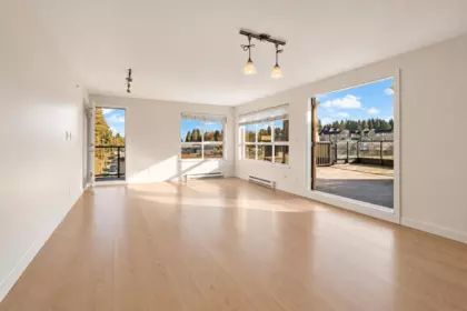Kitchen Photo of 502 2191 Shaughnessy Street, Port Coquitlam, BC