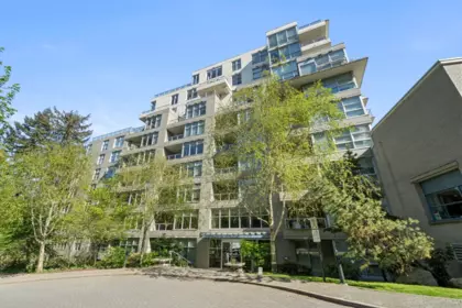 605 9262 University Crescent, Burnaby, BC, Burnaby — Apartment/Condo for sale