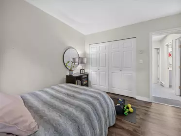 Bedroom 3 Photo of 7 828 W 16th Street, North Vancouver, BC